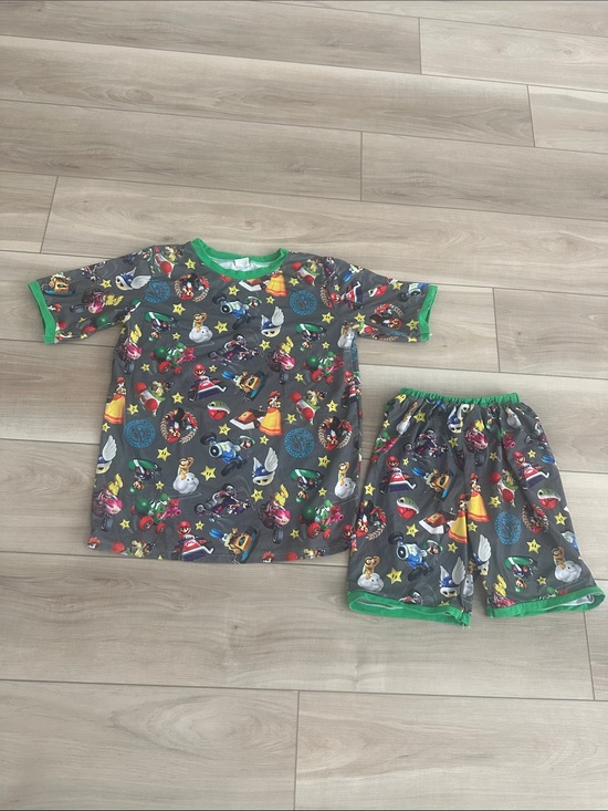 Super Mario Bros Other - Kids Grey Character Short Pajama Set with Green Trim - Fun Print Size 7XL